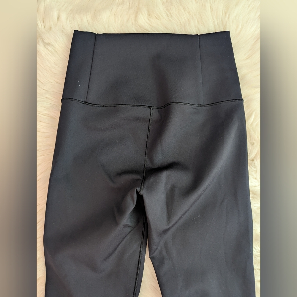 Vuori Evolve Legging Black High Rise - Picture 7 of 8